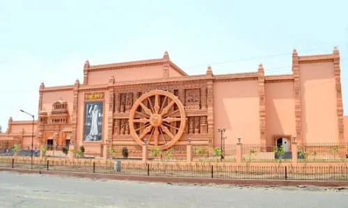 Urbania On Rent From Pune To Shirdi